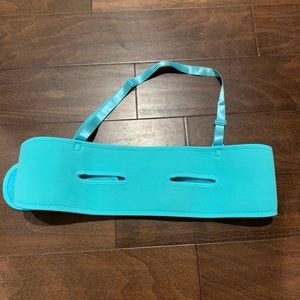 La Vie Pump Strap Hands-Free Pumping & Nursing Bra